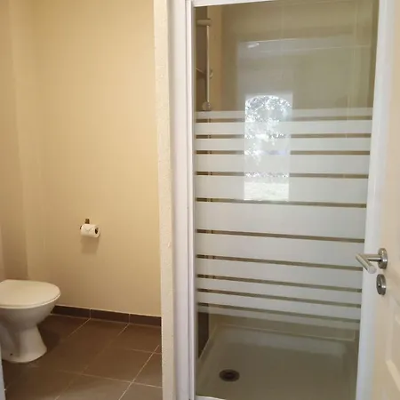 4 Personnes Avec Piscine Collective 빌라 Saint-Christol (Herault)