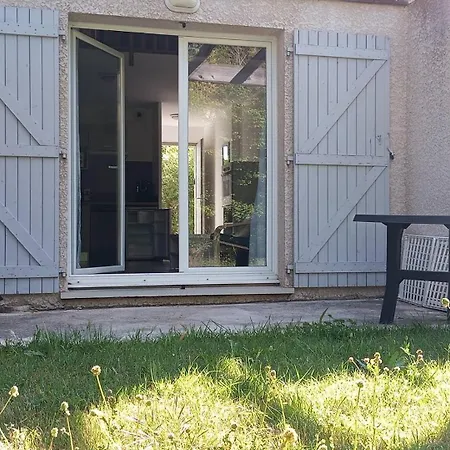 4 Personnes Avec Piscine Collective Saint-Christol (Herault)
