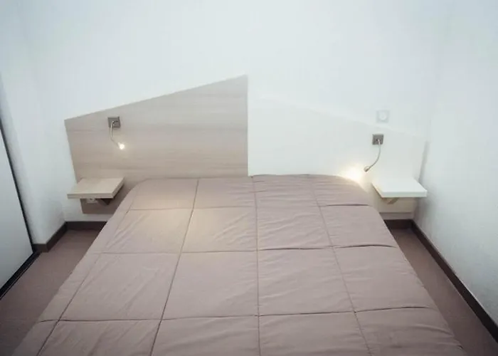 Villa 4 Personnes Avec Piscine Collective
